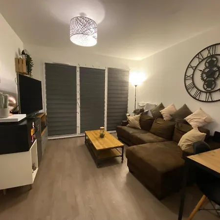 Confort Avec Parking Et Loggia Appartement