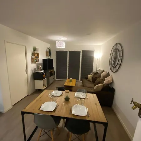 Confort Avec Parking Et Loggia *